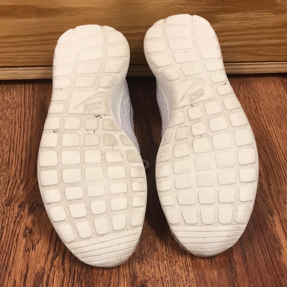 Nike Roches - Picture 3 of 4